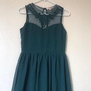 Forever 21 Green Midi Dress